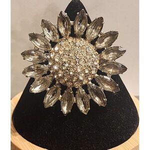 Vintage Silver Tone Sunflower Brooch Marquise Crystal Rhinestone Floral Pin 2in